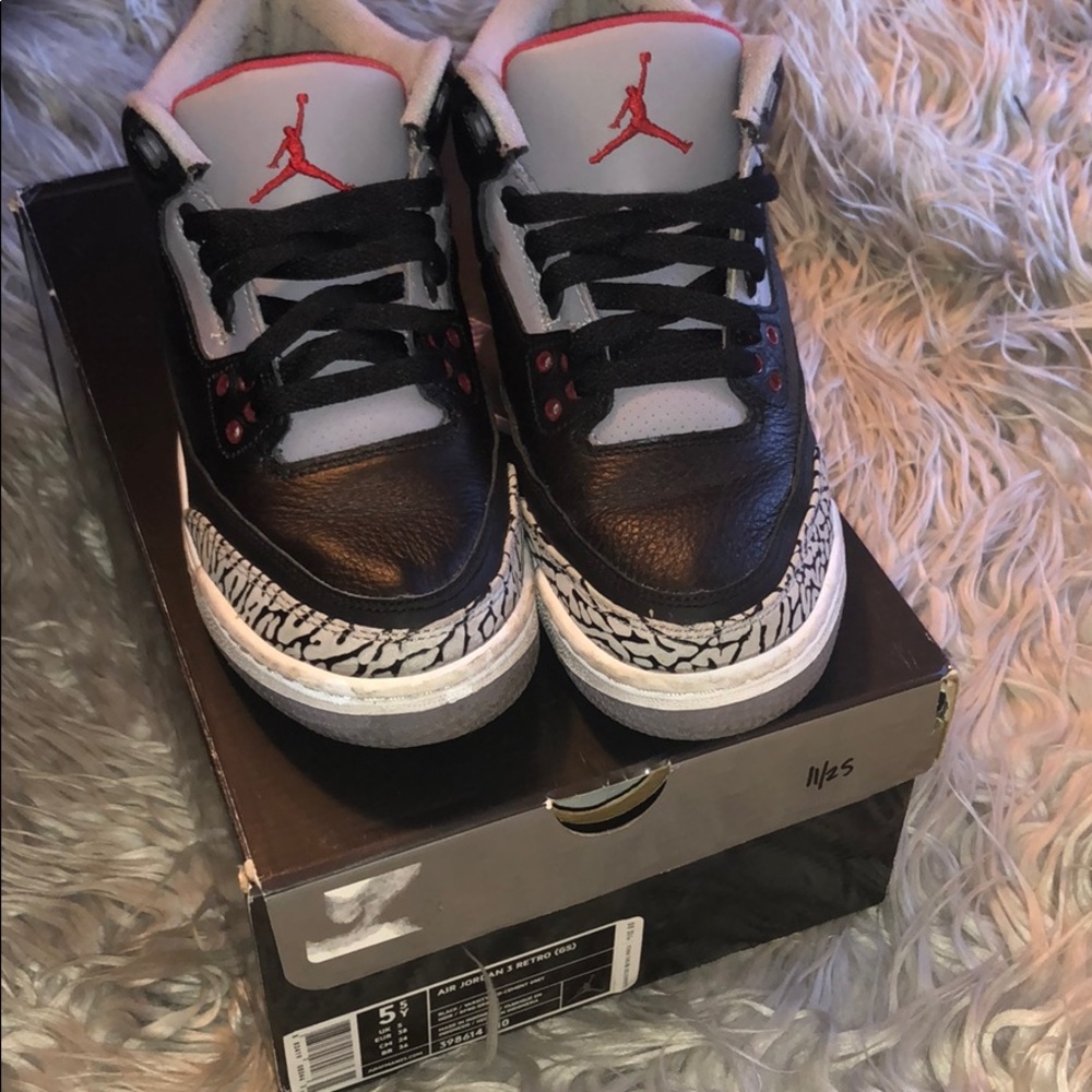 Air Jordan 3 Retro